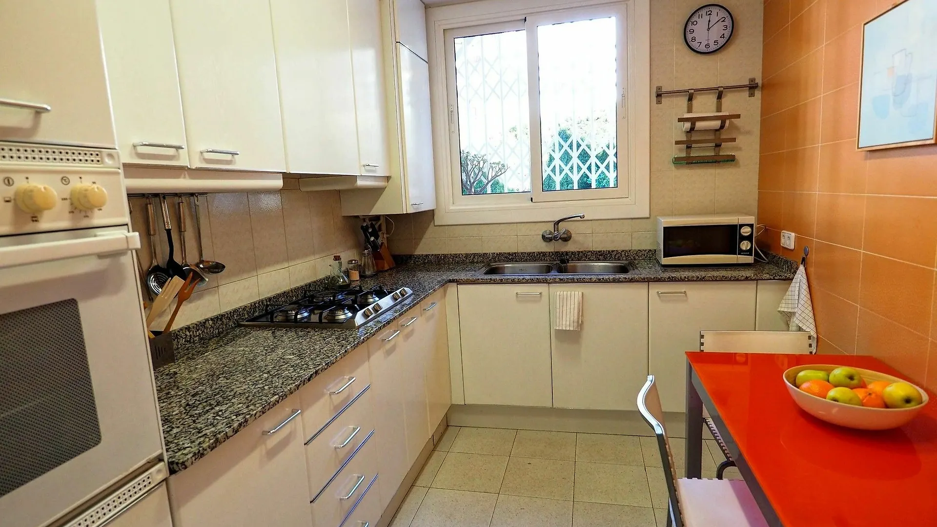 Semesterbostad Sunny Triplex By Hello Homes Sitges